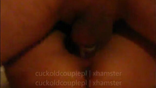 Жена пробует секс с незнакомцем пока муж снимает на камеру