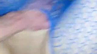 Надев кольцо на хер, пацан шпилит жену